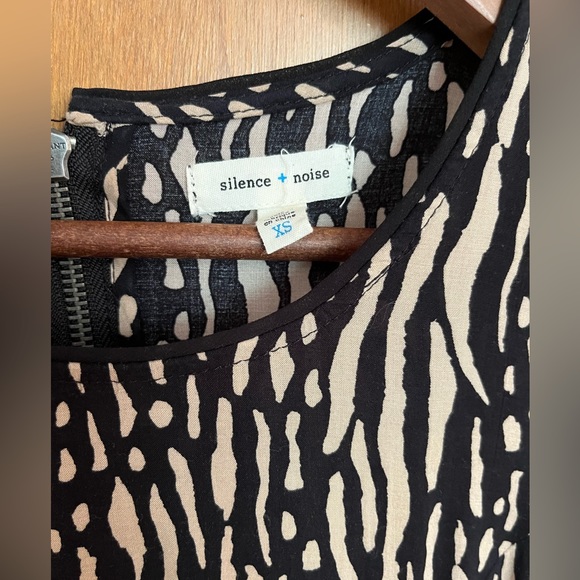 Urban Outfitters Silence + Noise Witchy Tee Dress, size XS - Picture 5 of 6